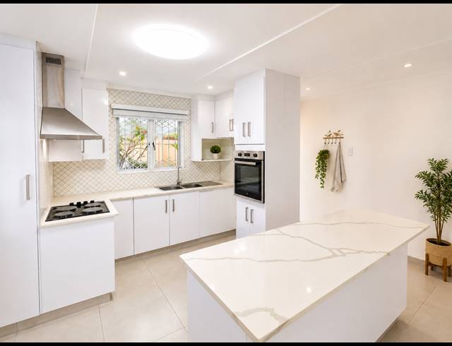 2 BEDROOM SIMPLEX FOR SALE IN SHERWOOD